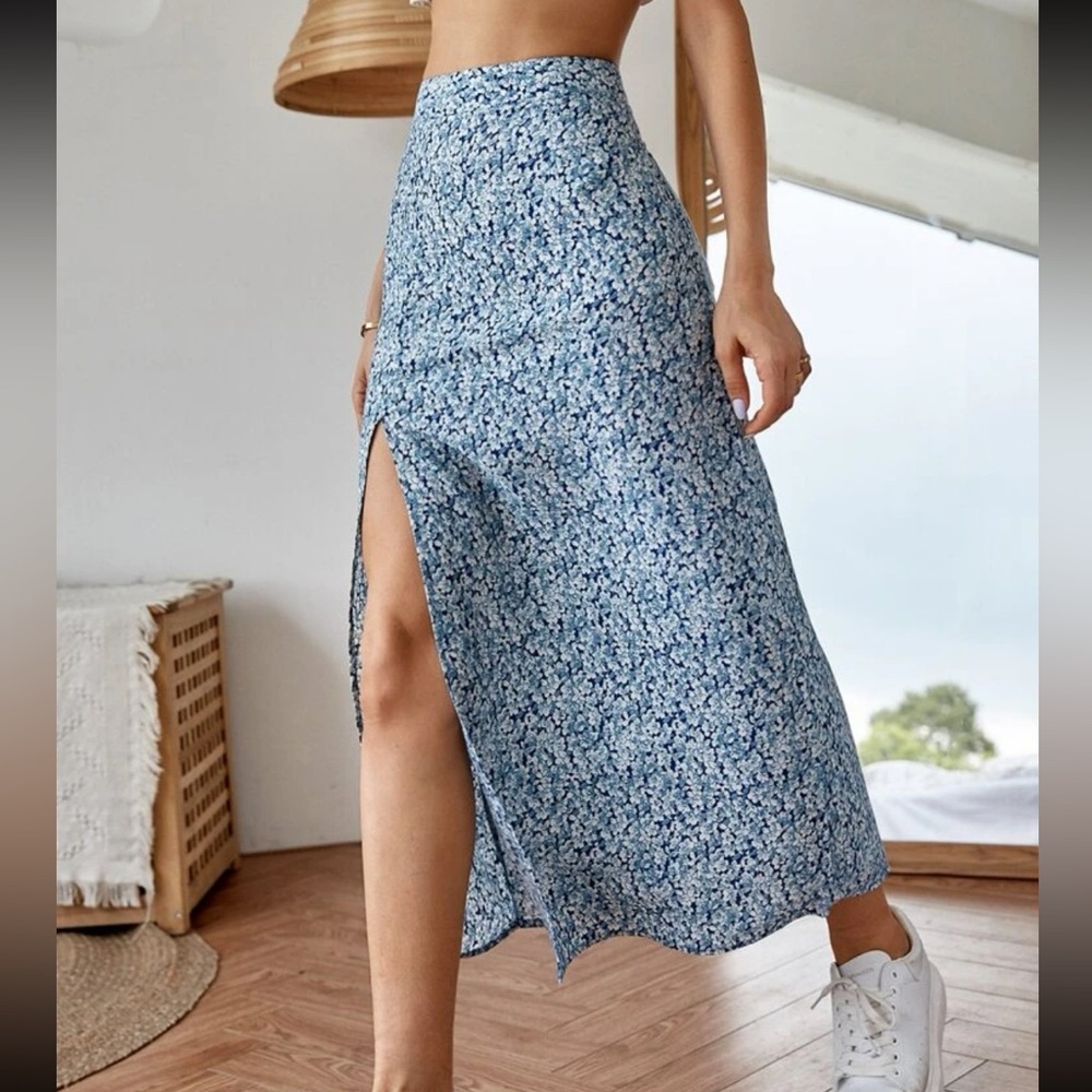 SHEIN Skirt - Picture 4 of 7